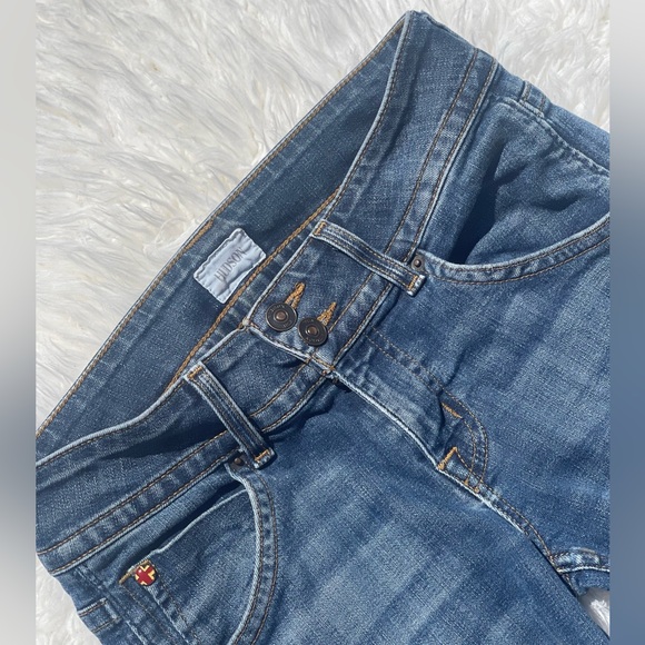 Hudson Signature Midrise Bootcut jeans. 26” waist 29” inseam - Picture 6 of 9